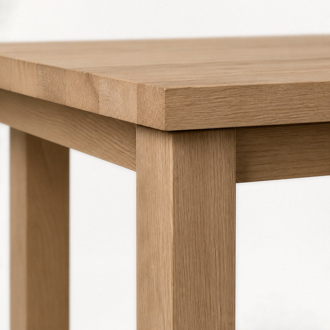 Solid Oak Dining Table, corner showing the edge grain
