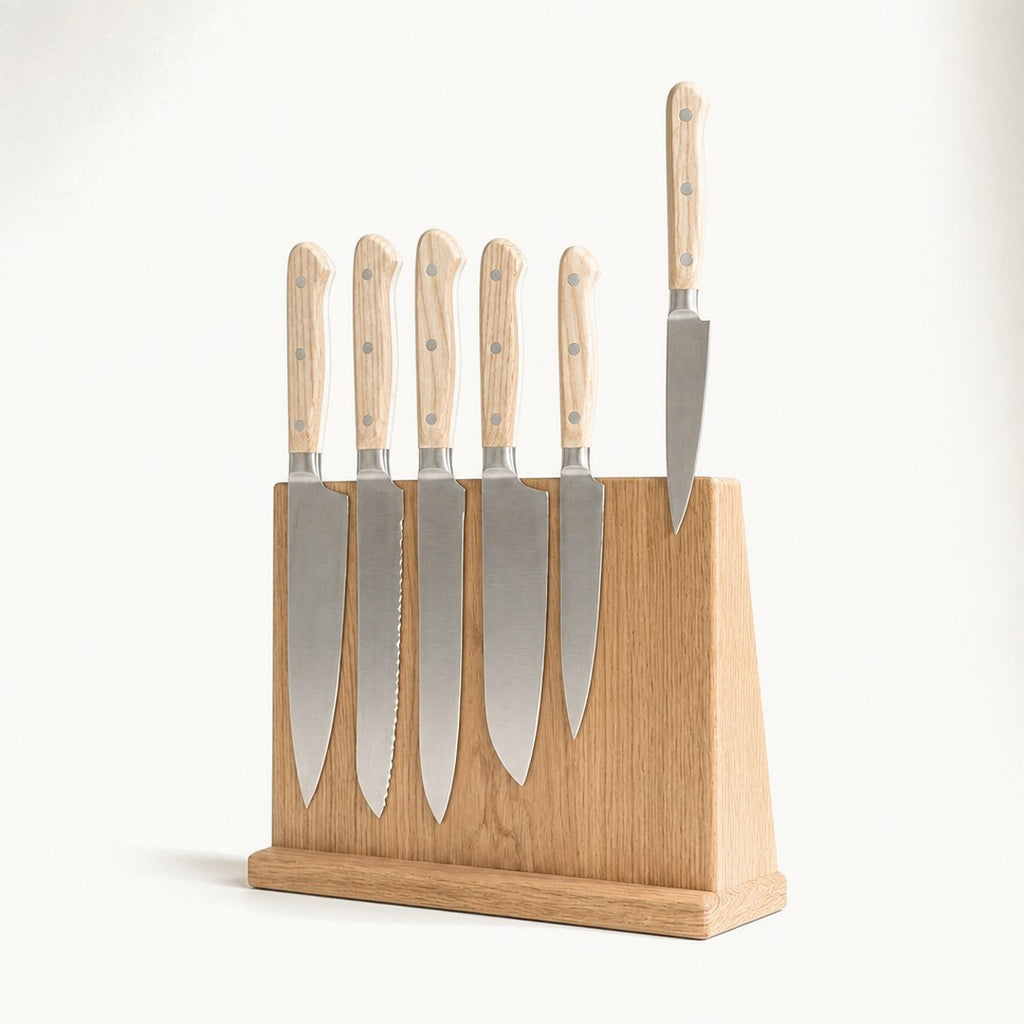 Knife block set with one knife lifted from its slot