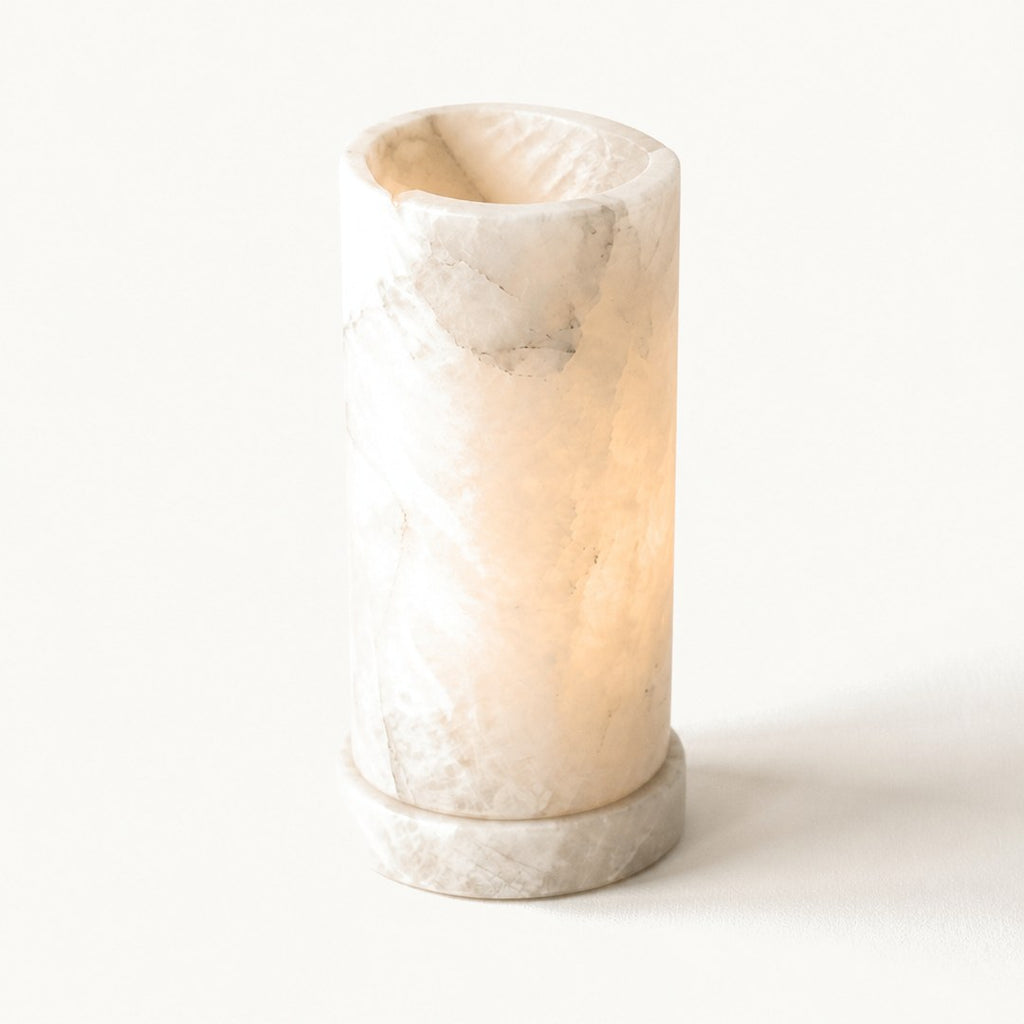 Alabaster Uplight, stone veining close up
